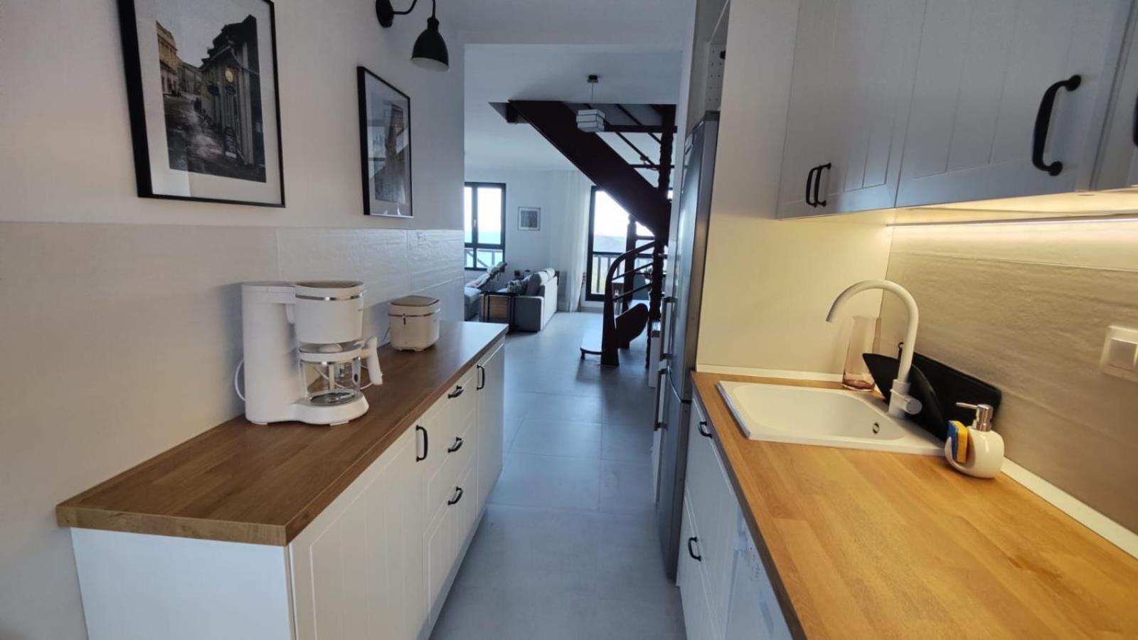 코밀라스 Bonito Duplex Con Vistas Al Mar 아파트 외부 사진
