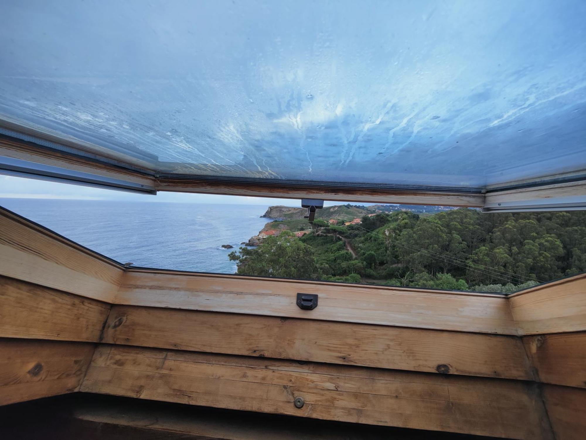 코밀라스 Bonito Duplex Con Vistas Al Mar 아파트 외부 사진
